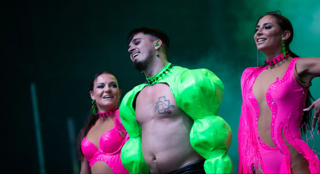 Złota płyta dla singla CHA CHA CHA